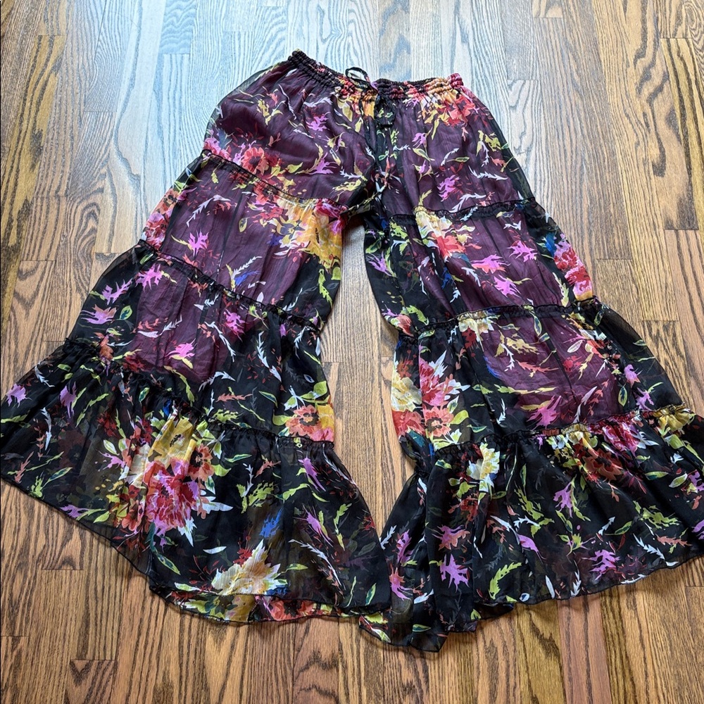 Earthbound sz  L elastic waist floral tiered ruffled flowy cropped pants - Picture 6 of 9